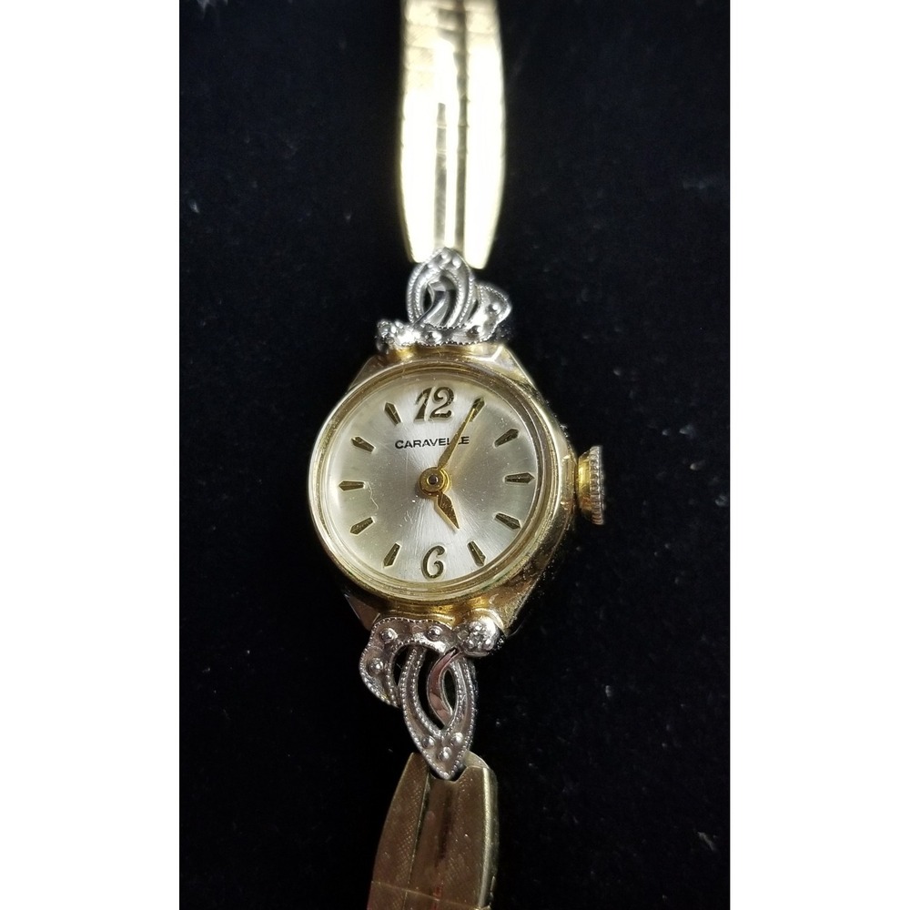 Caravelle Gold Tone Ornate Vintage Wind up‎ Watch 5 Inch